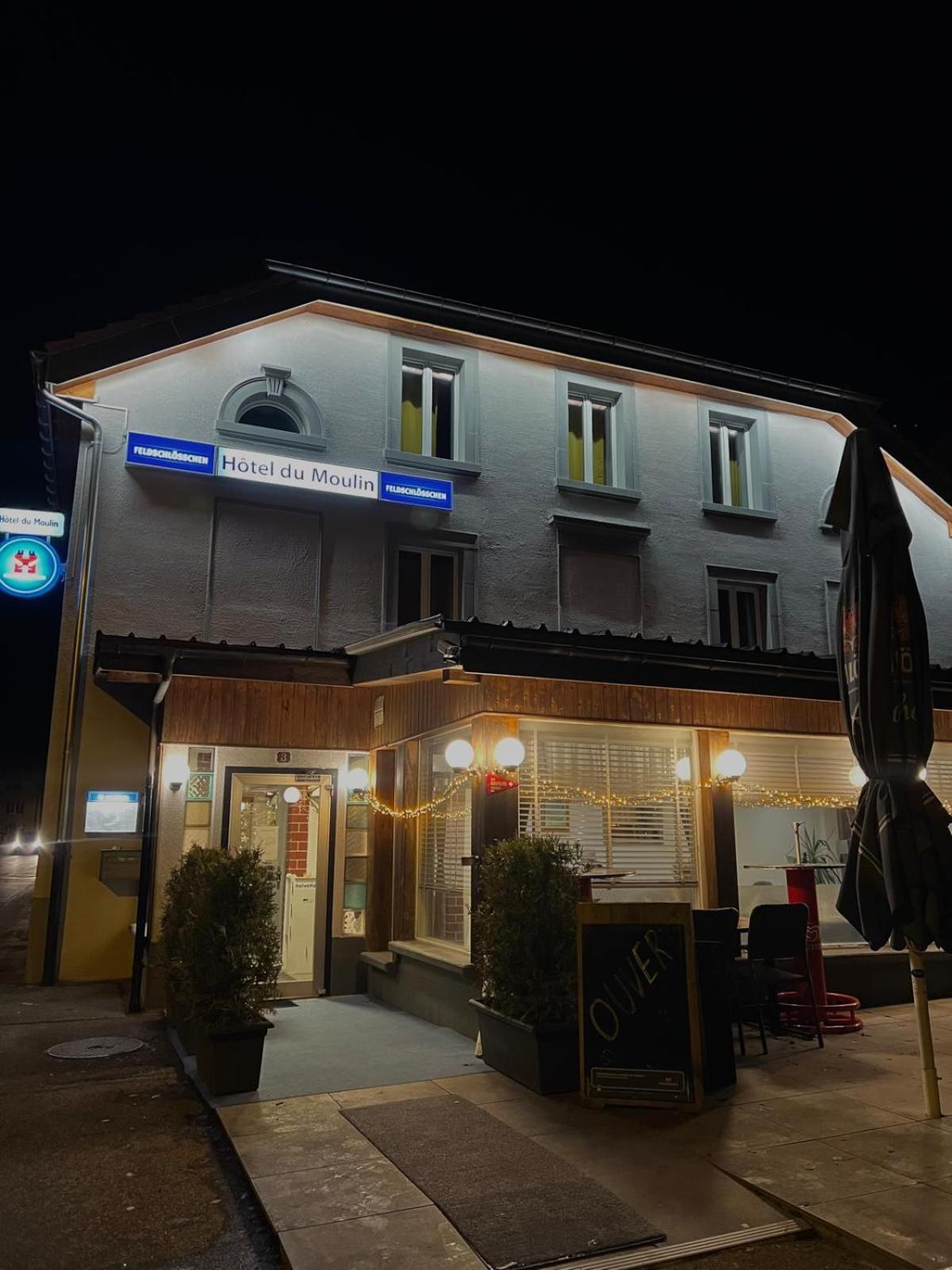 Hotel Restaurant Du Moulin Fleurier Exterior photo